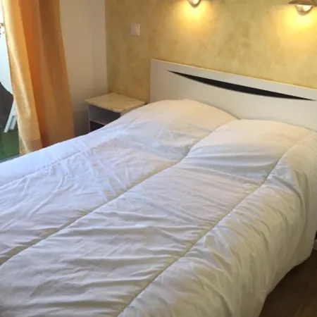 Modern Appt With Blacon In Antibes
