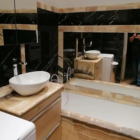 Apartman Modern Appt With Blacon In *